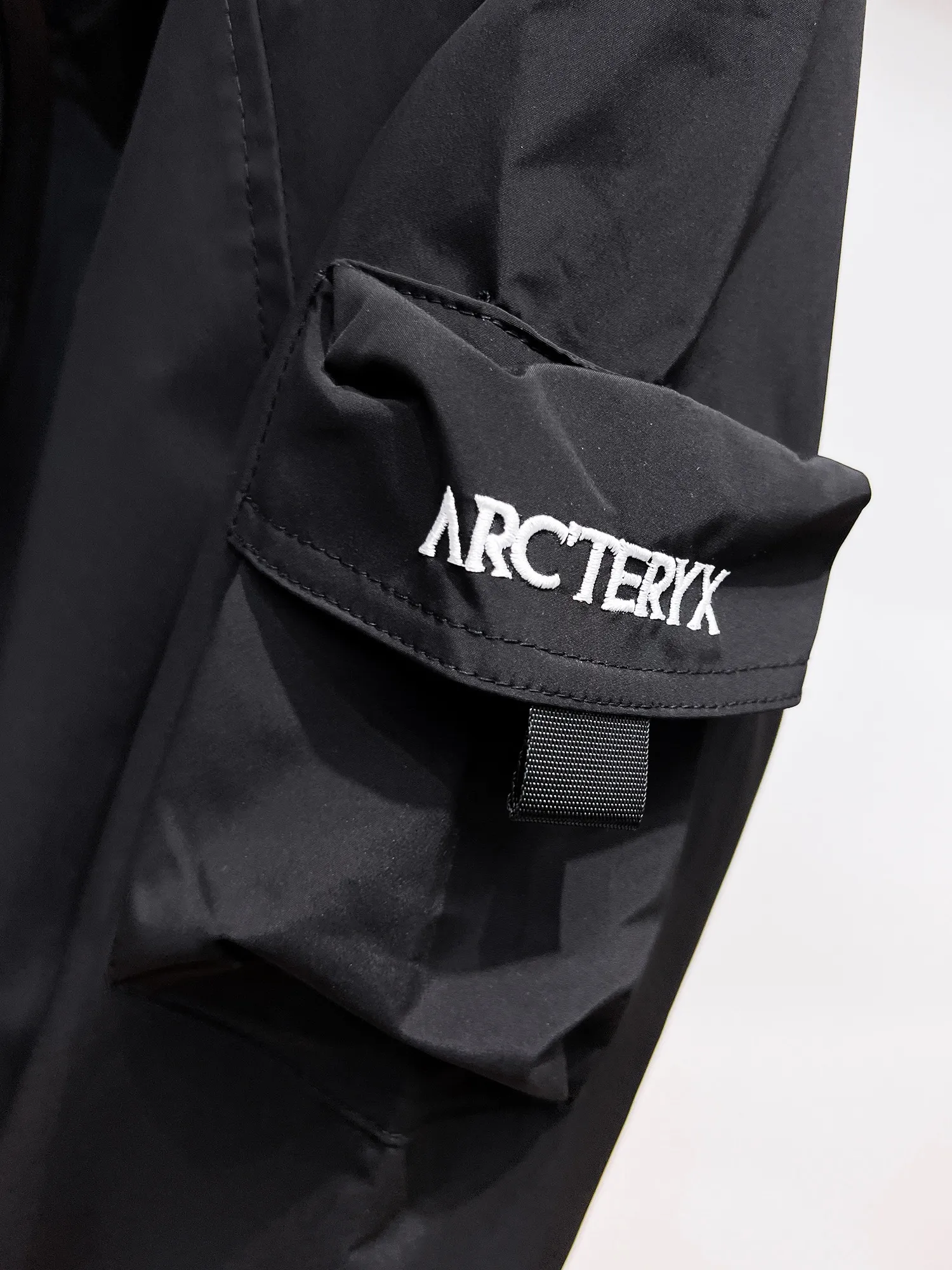 Same Style， ， 2026 New Arrival ，Original Premium Breathable ， ， ， Quality。 ， Sizes：M～3XL，